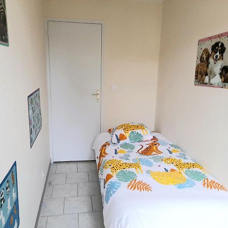 Animalier Apartment Joigny Exterior photo